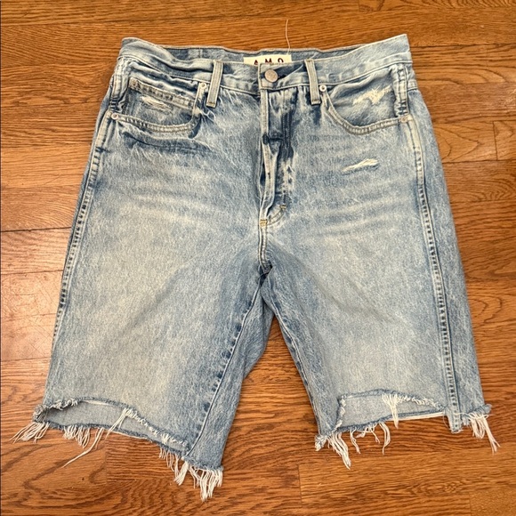AMO Lilah Denim Jeans cutoff shorts. Size 31 - Picture 1 of 6